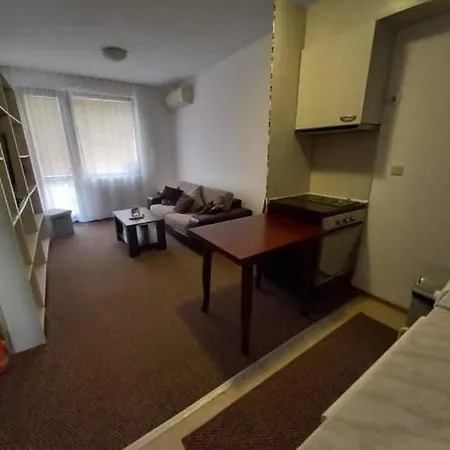 Sea House Afrodita1-rooms * נסבר